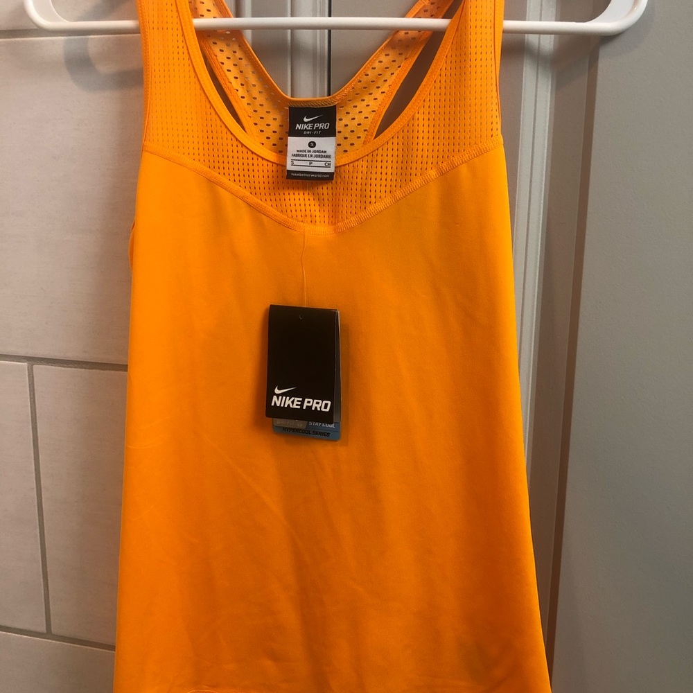 Nike Women’s Tank